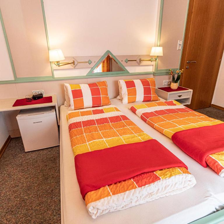 Seeappartements Bacher - Double Room with Balcony and without Kitchen - 1