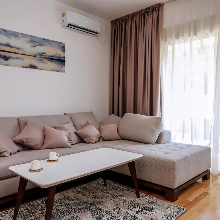 Status-M Аpartments 173 - Two-Bedroom Apartment - 5
