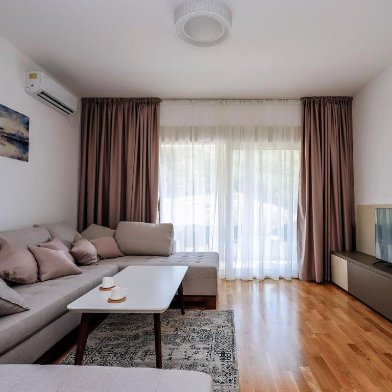 Status-M Аpartments 173 - Two-Bedroom Apartment - 10