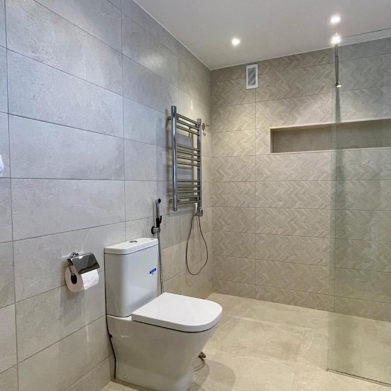 3 BEDROOM, 250m FROM THE BEACH! SWIMMING POOL, PARKING! - Apartamento de 3 dormitorios - 14
