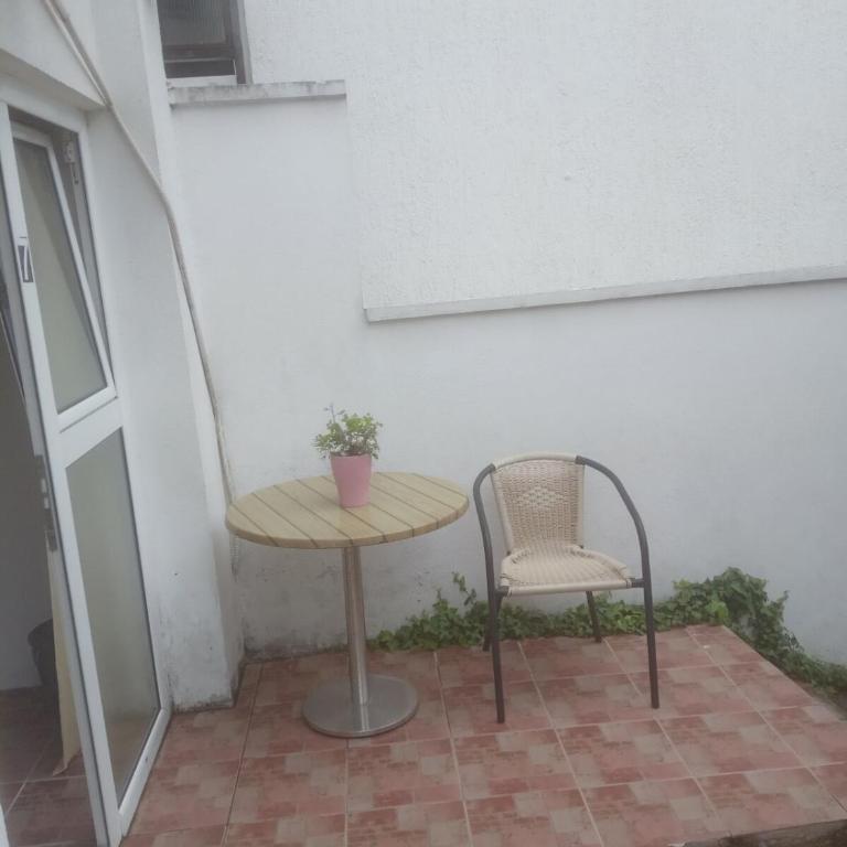 Solar Apartments - Studio Apartment - 1