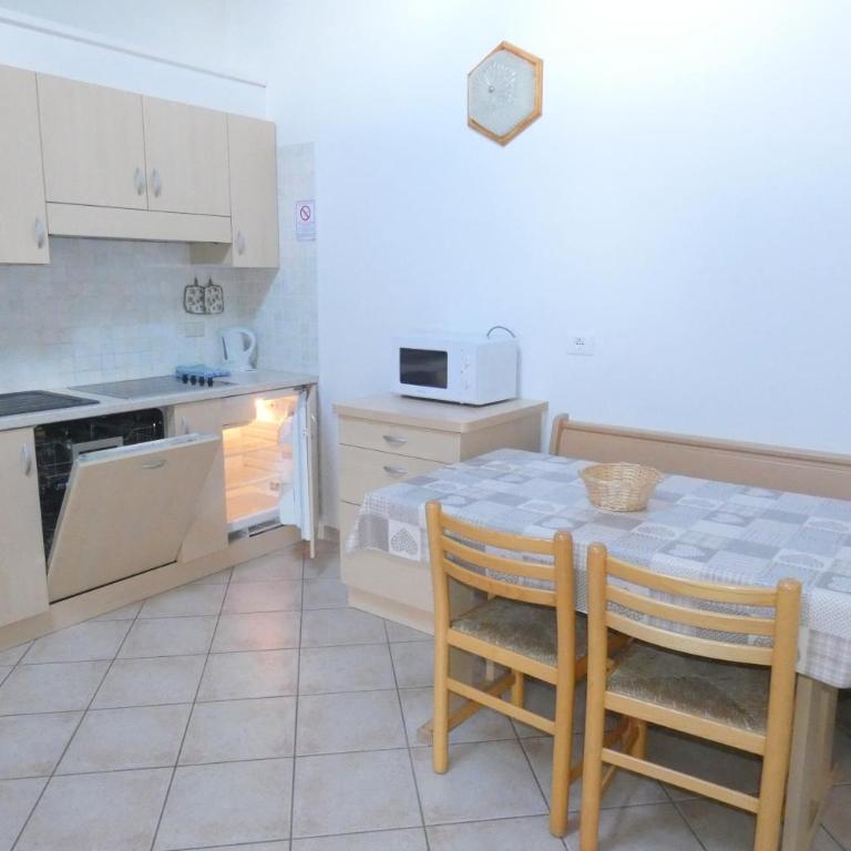 Casa Azzurra - Appartamento Superior con 2 Camere da Letto - 4