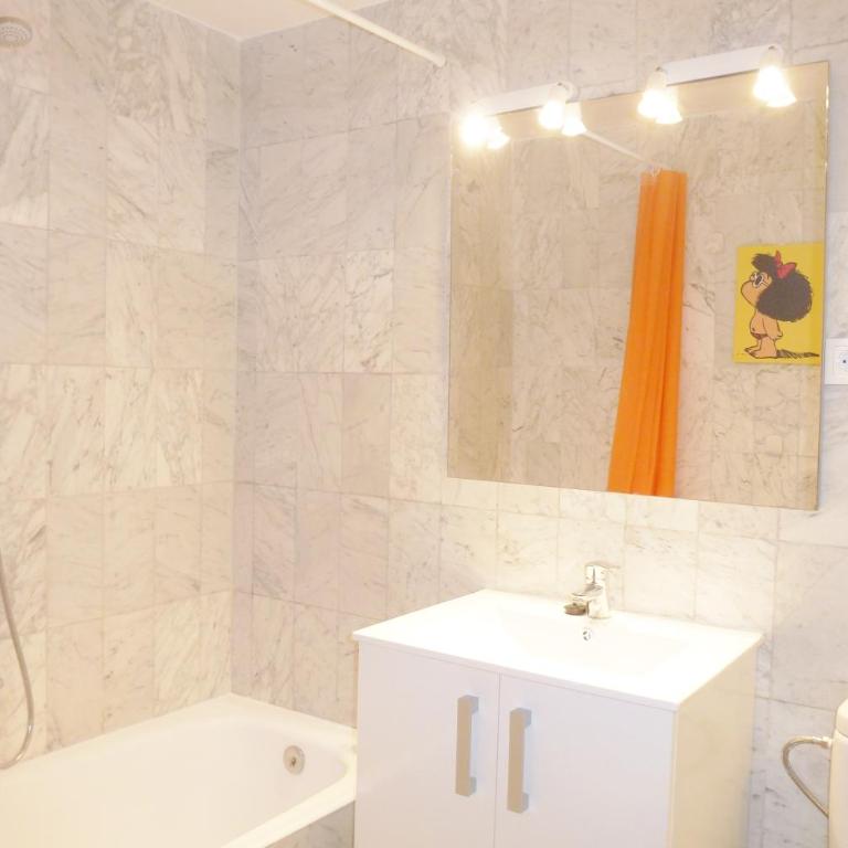 Singular Apartments Jorge Juan - Two-Bedroom Apartment with Terrace - 20