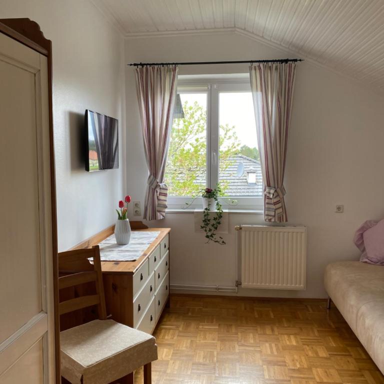 Landhaus Klopein - Apartment mit Balkon - 1