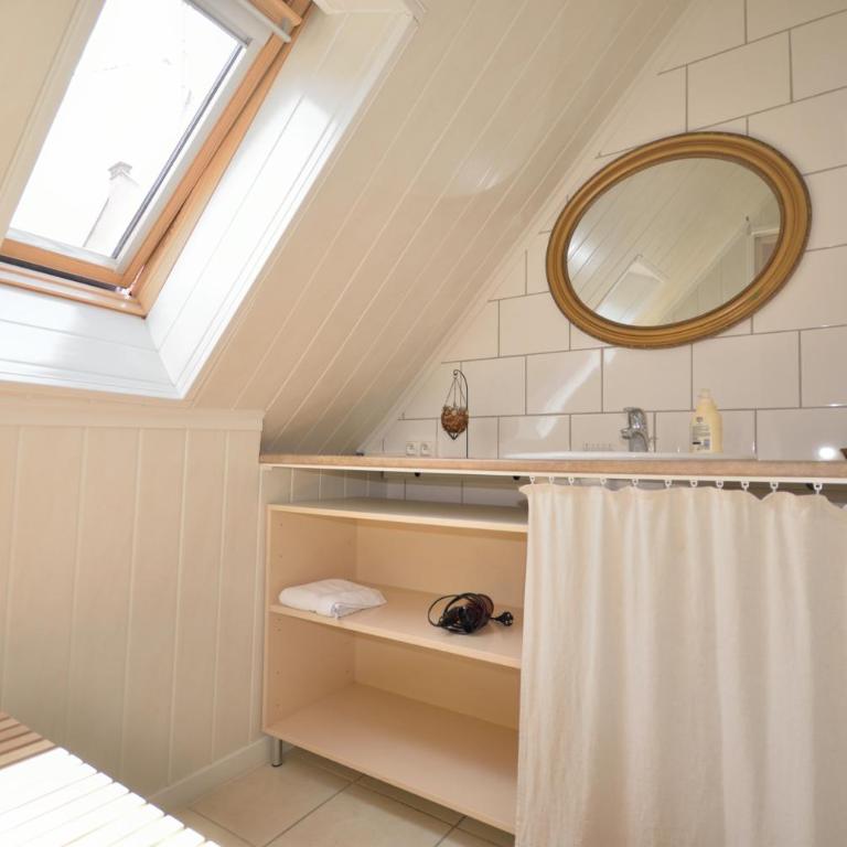 Chambres d'hôtes Chez Caroline - Studio Lumière - 10