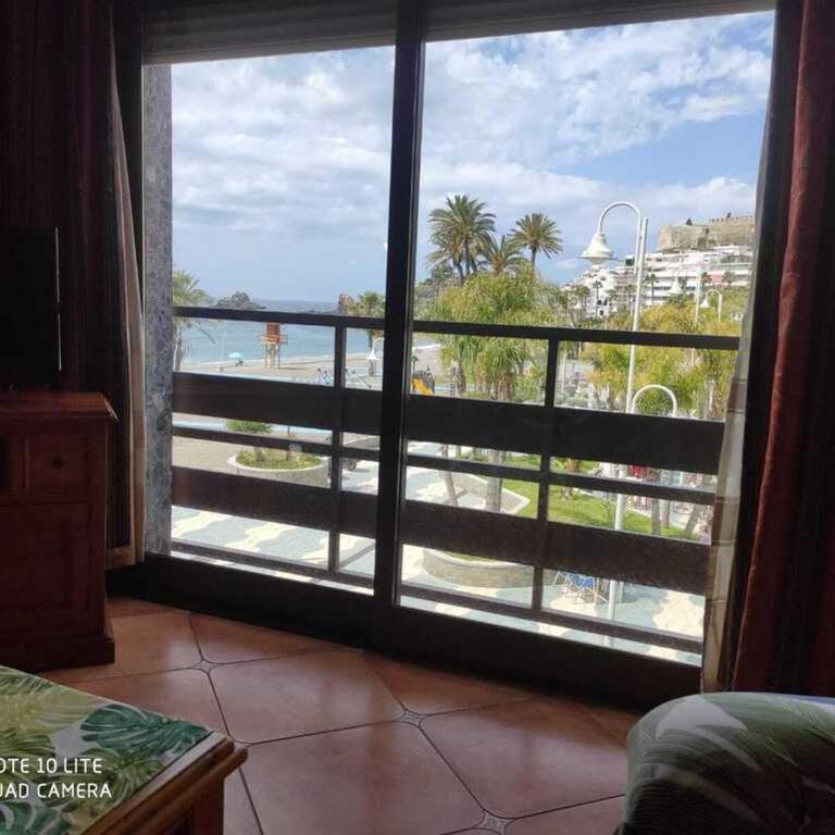 CENTRO-PRIMERA LINEA DE PLAYA - Apartamento de 2 dormitorios - 14