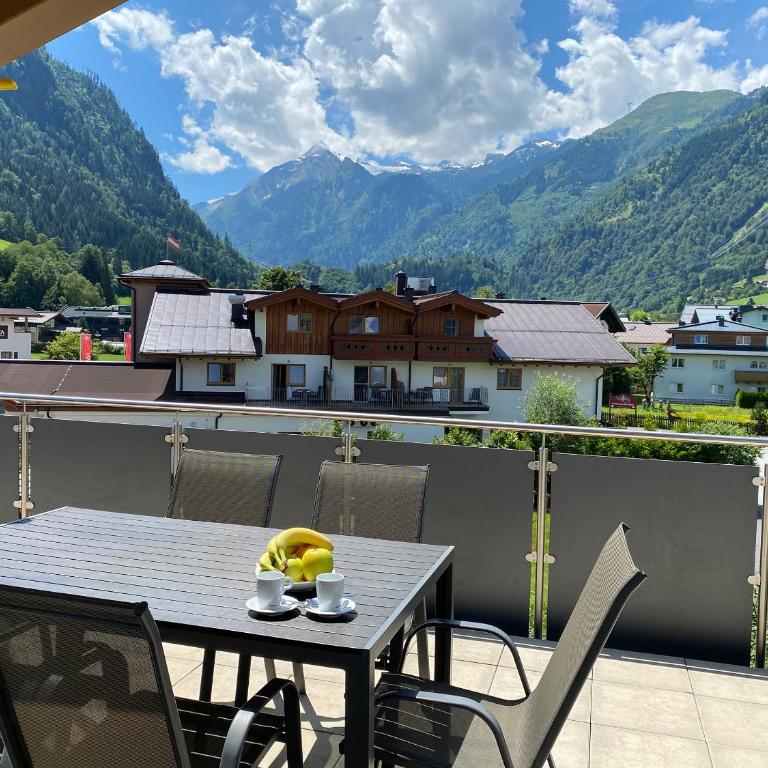Art Apart Nomay Summercard Blick Top of Salzburg - Penthouse-Apartment - 16