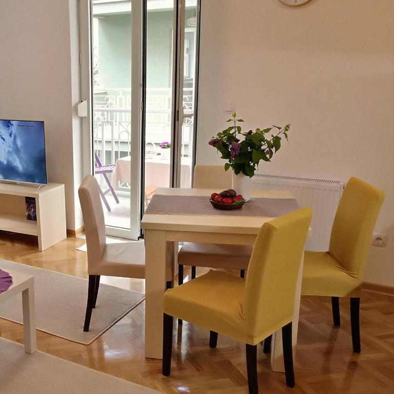 LILAC Apartment - One-Bedroom Apartment - 2