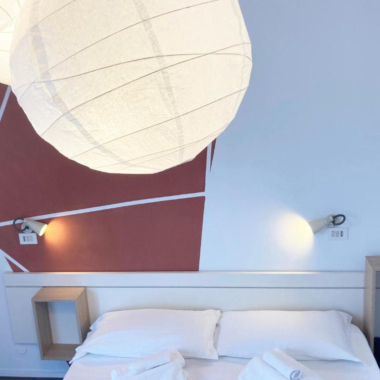 Hotel Nizza Creative Hotel - Camera Matrimoniale con Balcone - 4