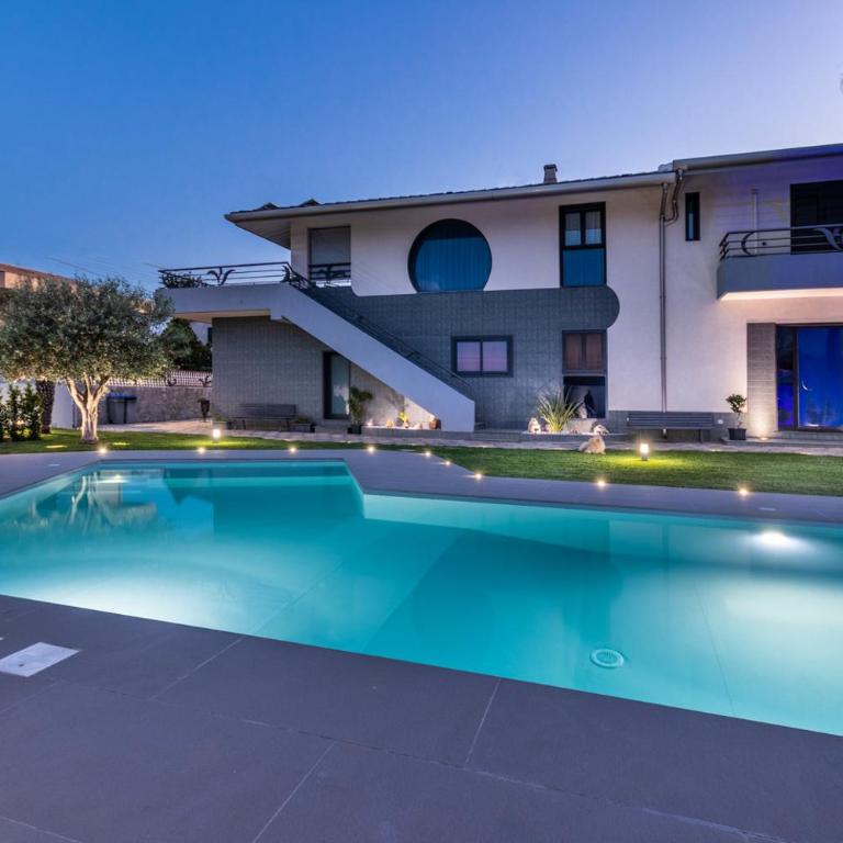 Villa Teocrito Piscina & Mare - Three Bedroom House - Ground Floor - 2