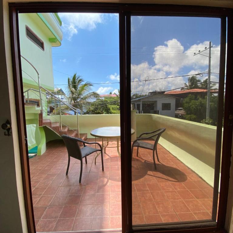 Hostal Casa Edén - Habitación Doble con baño privado - 2 camas - 8