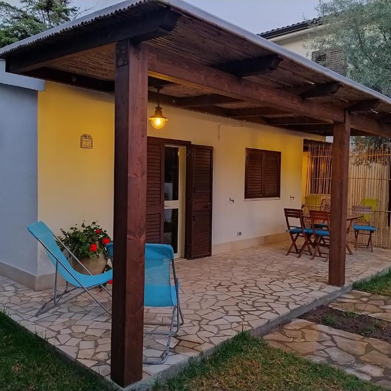 CaSotto il Carrubo, a 100 mt dal mare! - Casa Vacanze - 2