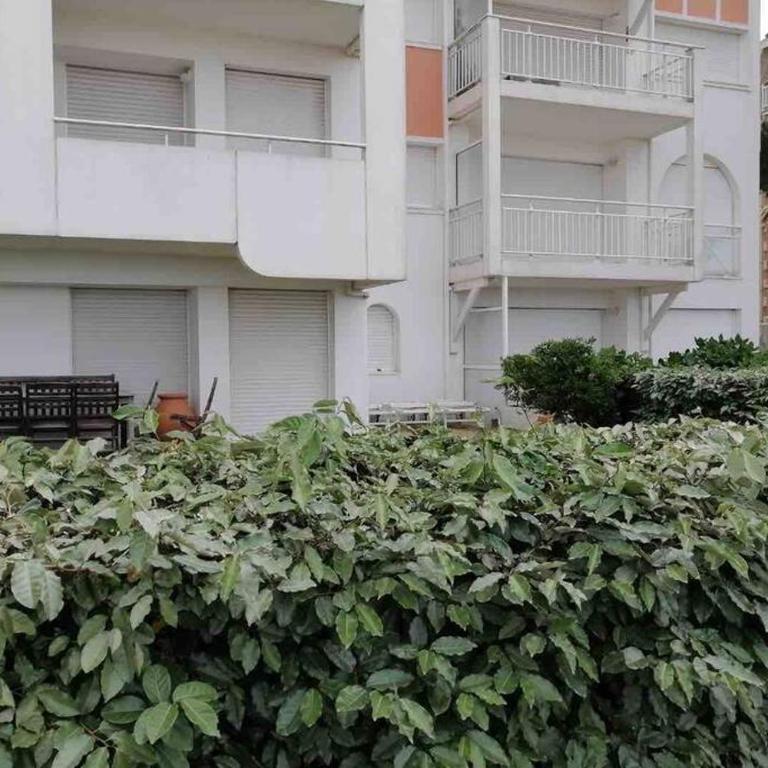Appart résidence accès direct à la plage avec terrasse jardin - One-Bedroom Apartment - 34