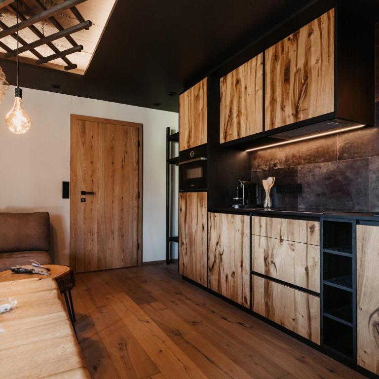 Hoamat House I Boutique Apartments - Superior Apartment - 9