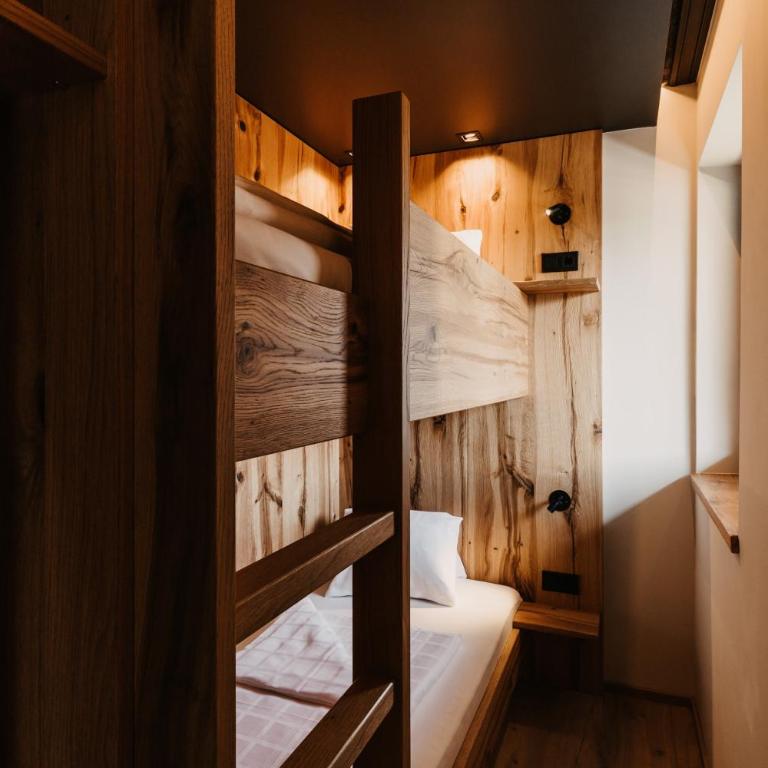 Hoamat House I Boutique Apartments - Superior Apartment - 10