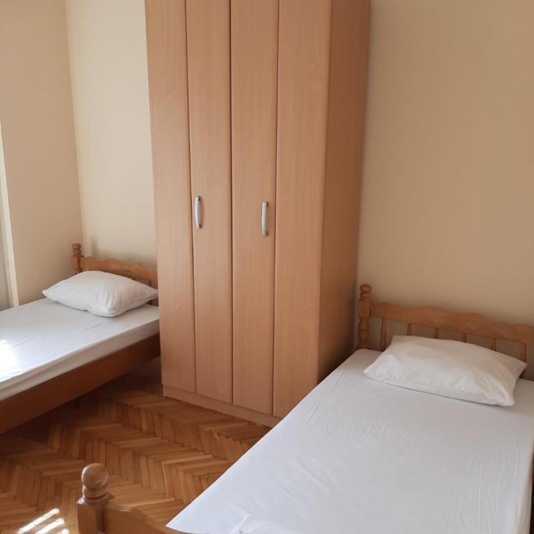 Apartment Danilo - Apartment with Balcony - 17