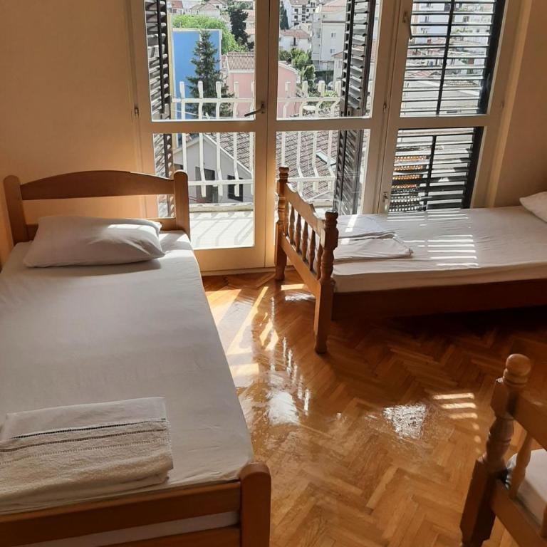 Apartment Danilo - Apartment with Balcony - 16