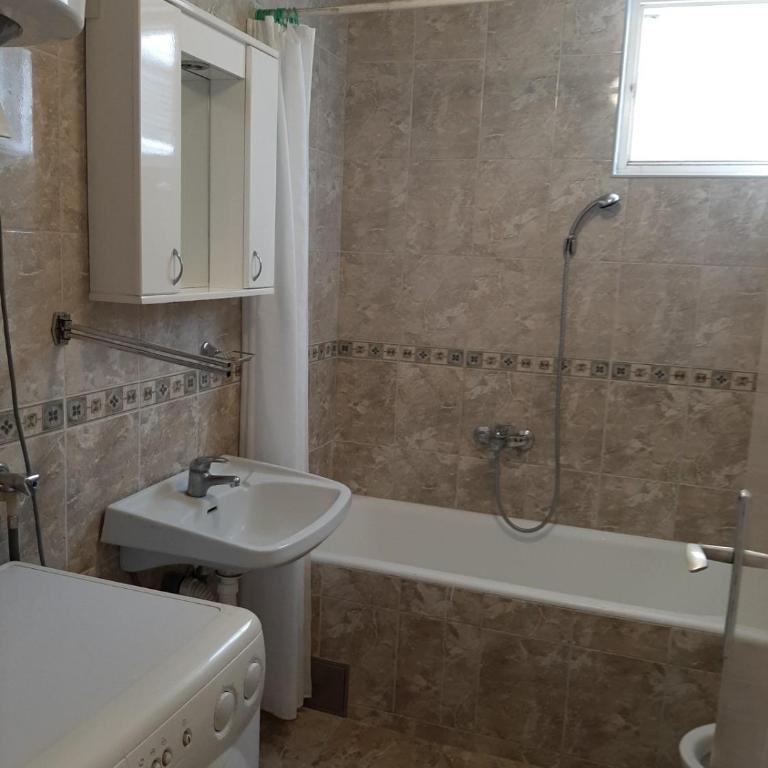 Apartment Danilo - Apartment with Balcony - 22