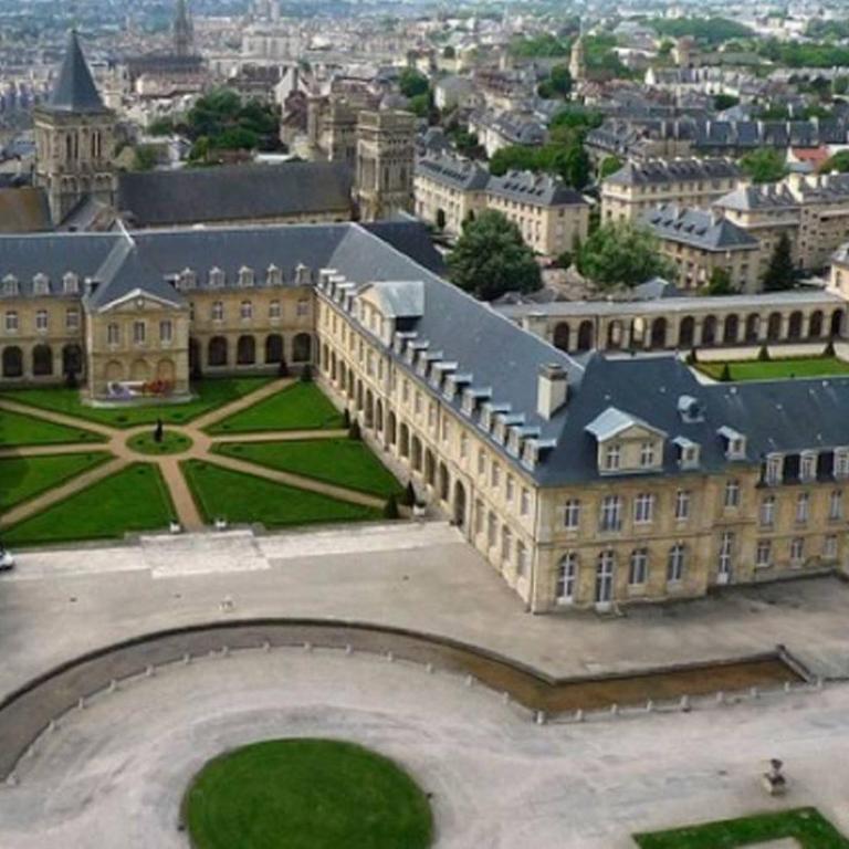 APPT VUE SUR LE PORT DE CAEN/ CENTRE VILLE PREMIUM - Appartamento - 40