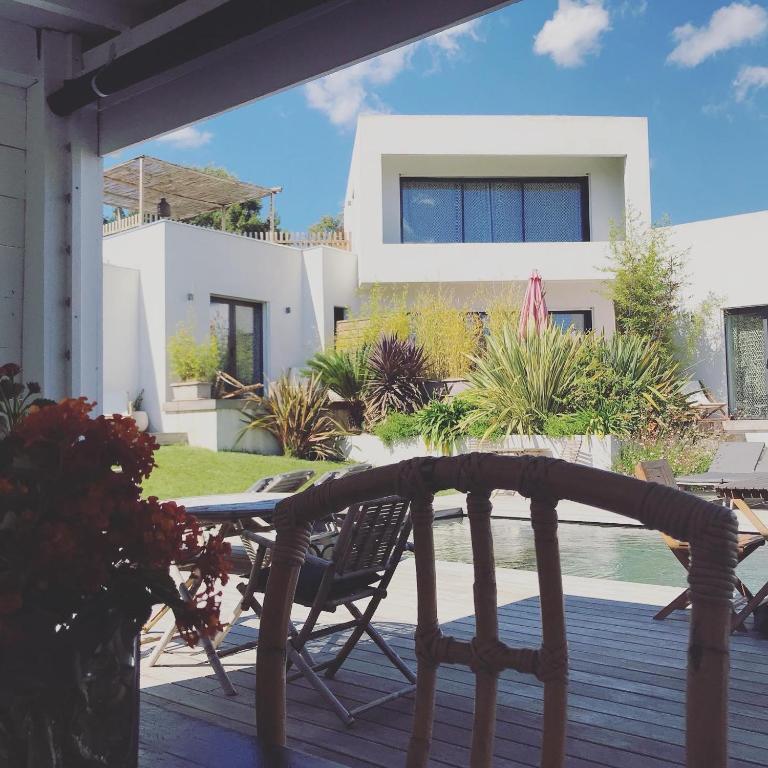 Villa le sud appartements - Appartement - Vue sur Piscine - 15