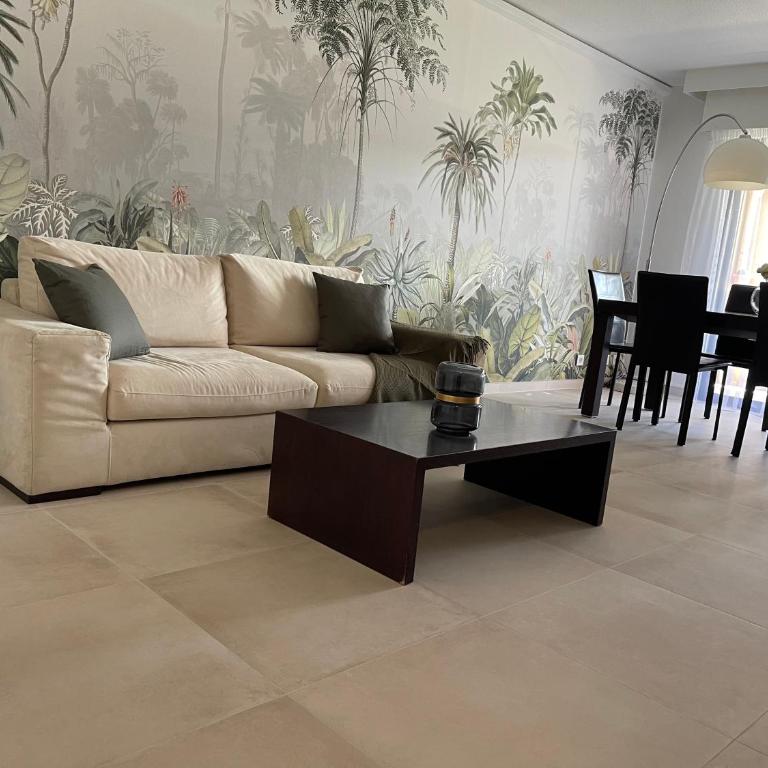 Domaine D'Ahmosis, modern 2 bedrooms refurbished apartment, f3 moderne fraichement rénové - Apartamento de 2 dormitorios - 4
