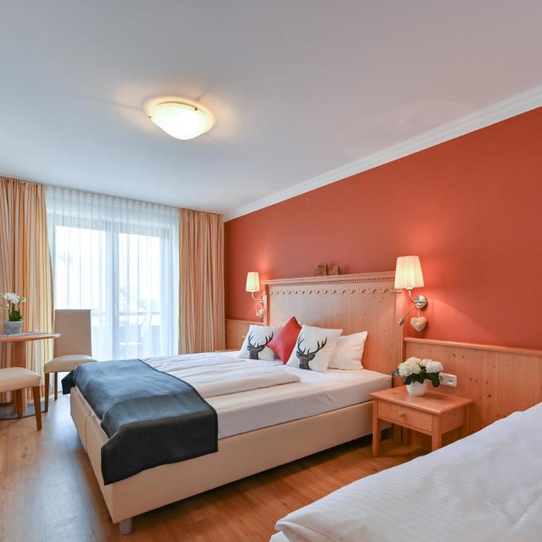 Hotel Alpenstuben - Dreibettzimmer - 1