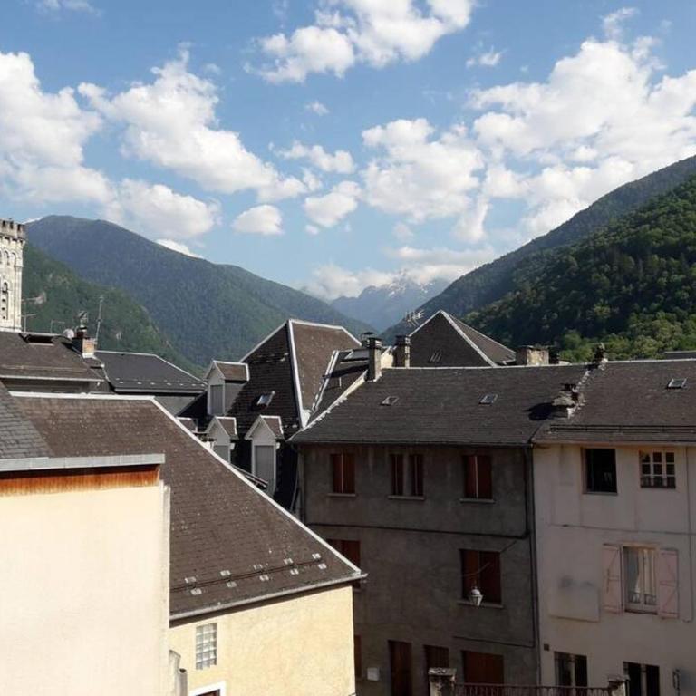 T2 Bis, calme, plein centre de Luchon, avec balcon et garage - Appartamento con 2 Camere da Letto - 17