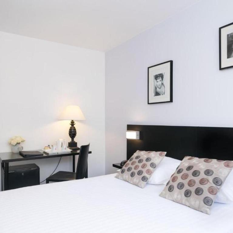 Best Western Hotel Mediterranee Menton - Chambre Lit Queen-Size Standard - Non-Fumeurs - 5
