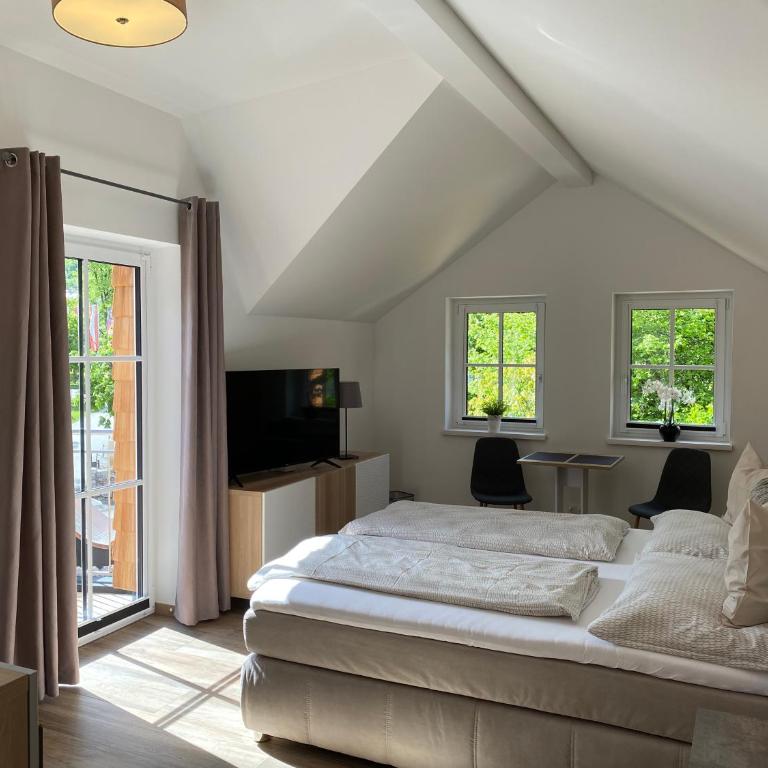 Im Kurpark - Deluxe Doppelzimmer mit Blick auf das Schloss - 10