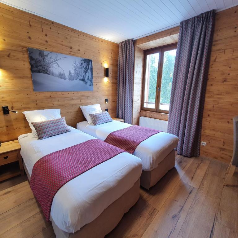 Auberge De La Croix Perrin - Chambre Double Deluxe - 2