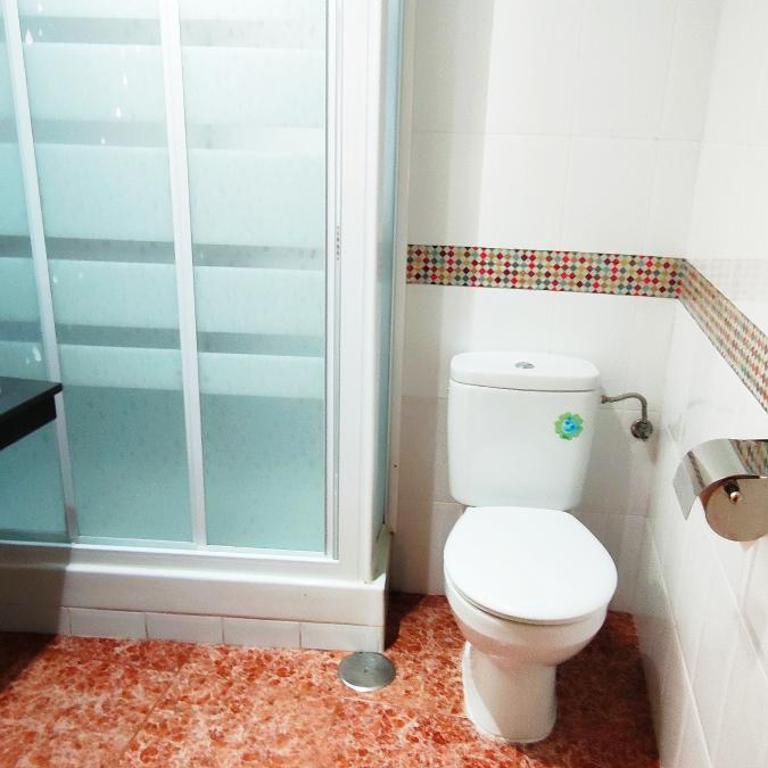 tranquilidad en el centro de la ciudad - Three-Bedroom Apartment - 14