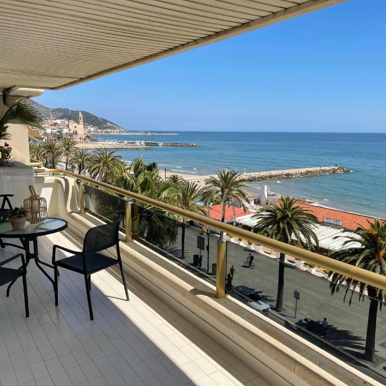 Mediterraneo Sitges - Apartamento Deluxe - 5