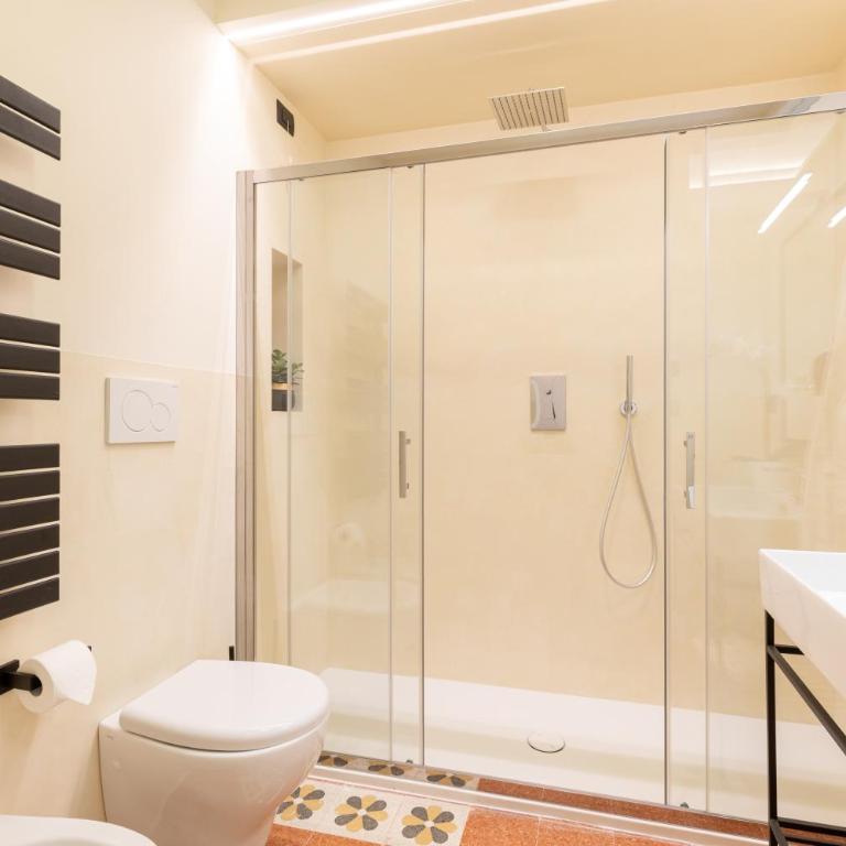 Foresteria di Piazza Cavour - Luxury Suites & Guest House - Chambre Double Deluxe avec Balcon - 4