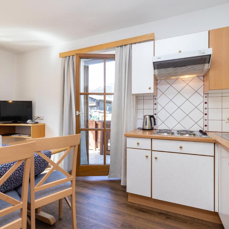 Michis Aparthotel - Appartamento con 2 Camere da Letto - 4