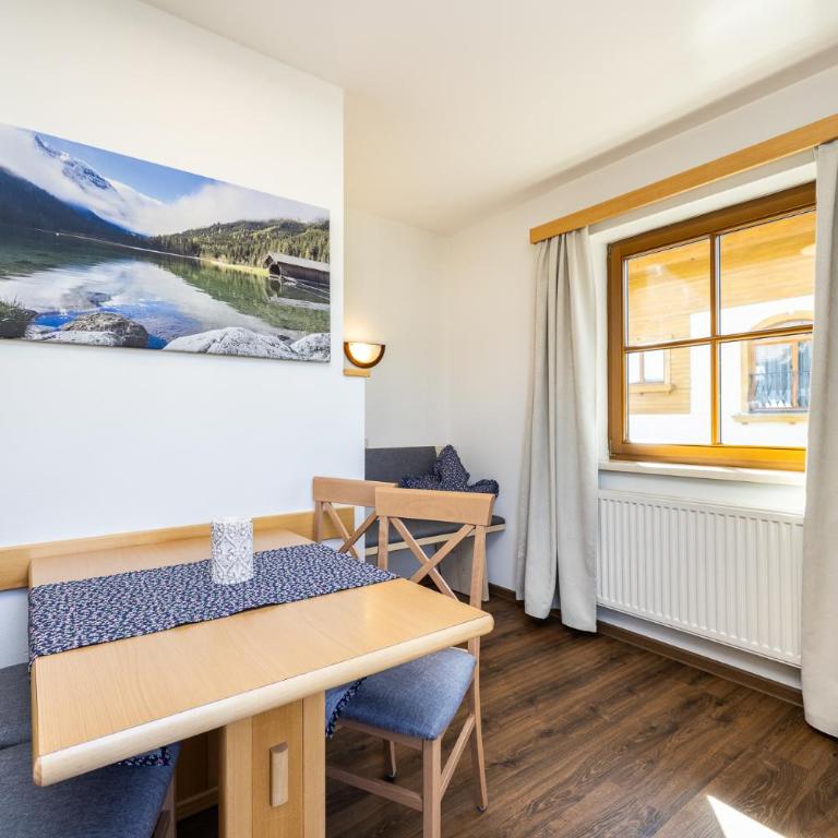 Michis Aparthotel - Appartamento con 2 Camere da Letto - 4