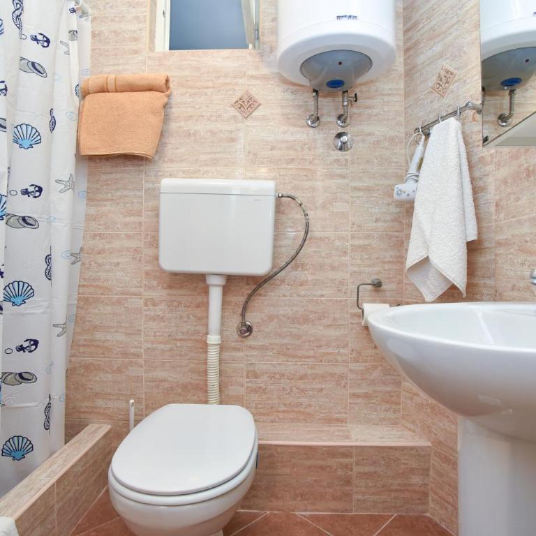 Sailor House - Single Room with Bathroom - 3