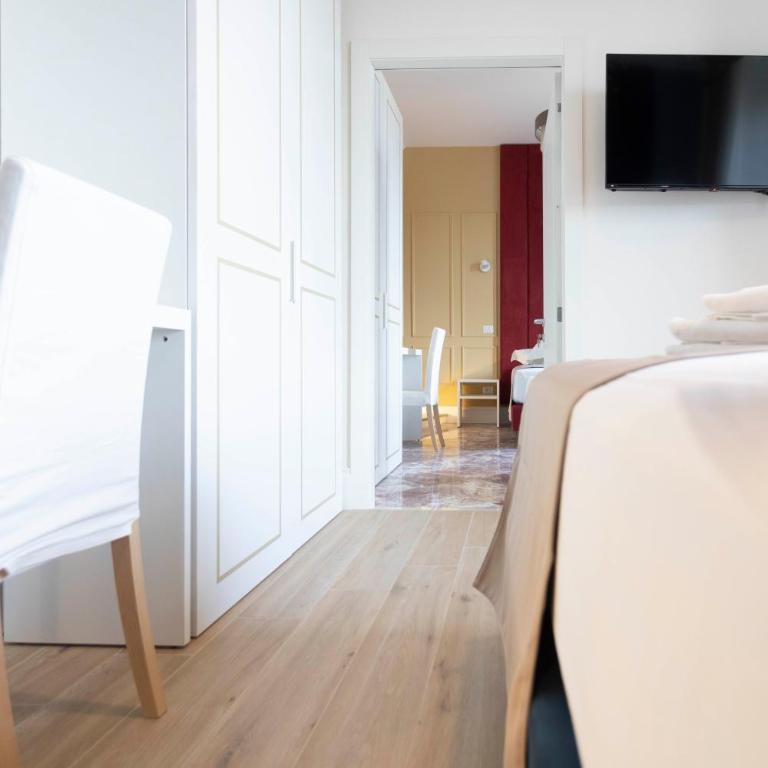 Flat 285 La Suite - Deluxe Double Room - 53