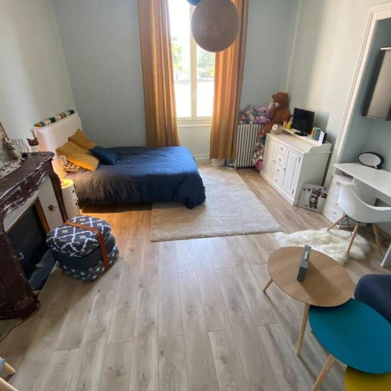 Loft 10 personnes centre de Blois avec jacuzzi - Villa - 12