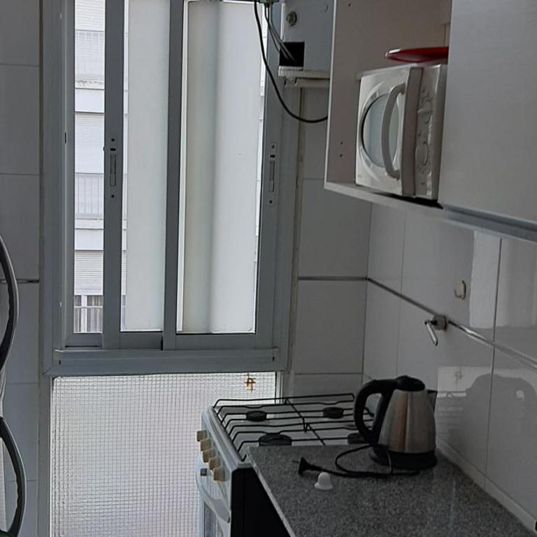 2 amb externo a 200 mts de la playa.- - Apartamento de 1 dormitorio - 10