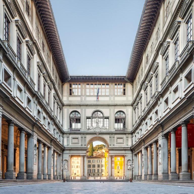 Elegant and historic 3-Bedroom in city center -By LikeHomeFlorence - Appartamento con 3 Camere da Letto - 25