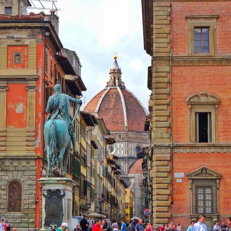 Historic center! Charming traditional Florentine building - AC,WiFi - By LikeHomeFlorence - Two-Bedroom Apartment - 31