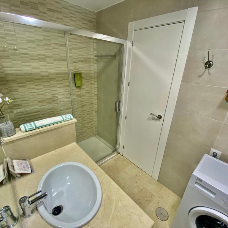 Apartamentos Turísticos Castillo del Vigia - Apartamento con vistas al mar - 13