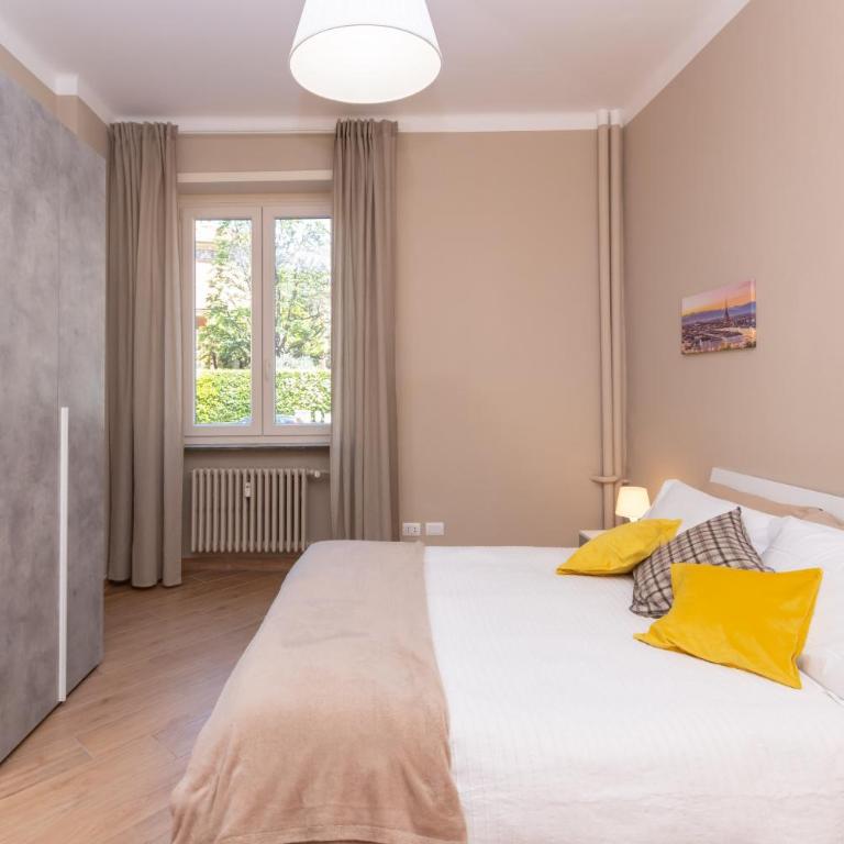 Cialdini Apartment Close to the City Center by Wonderful Italy - Apartment - 5