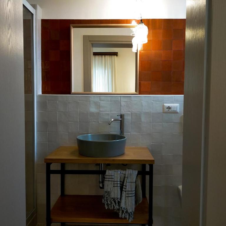 Agro Levità - Camera Matrimoniale con Bagno Privato - 4
