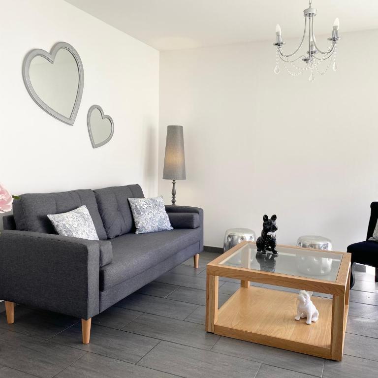 Villa la Vie, Maison entière pour 4 personnes, avec extérieur, Tout inclus, ménage, linge, wifi - Maison 2 Chambres - 6
