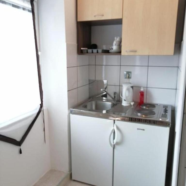 Apartmenthaus beim LKH Graz I Free Parking I Self Check-in - Budget Dreibettzimmer - 5