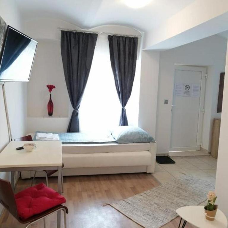Apartmenthaus beim LKH Graz I Free Parking I Self Check-in - Basic Dreibettzimmer - 6