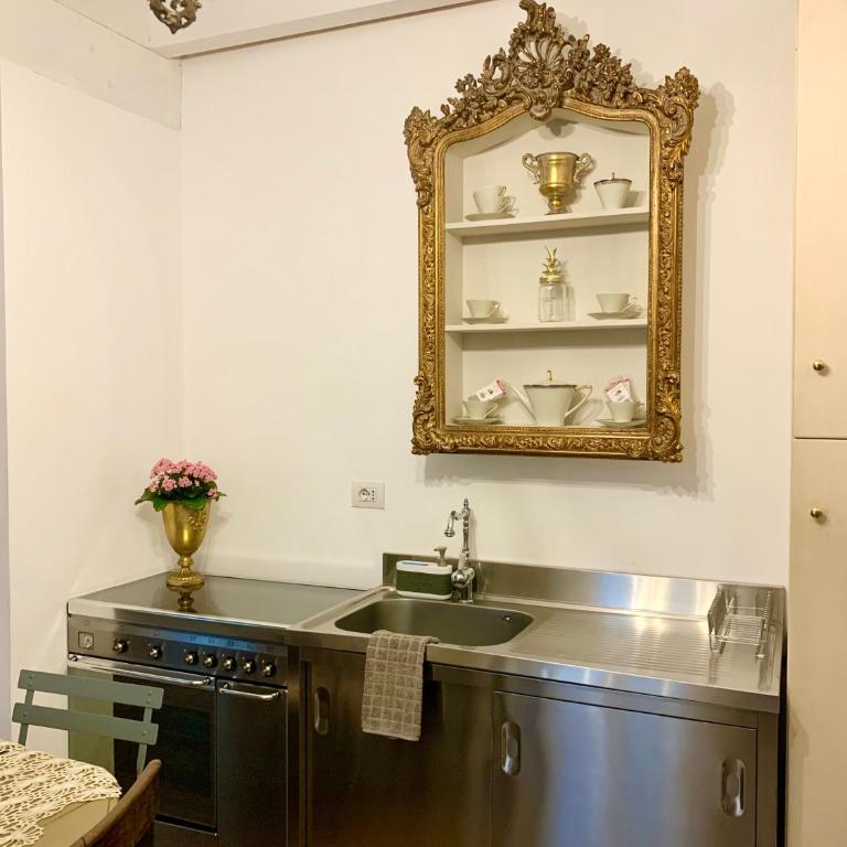 Il Giardino Segreto Arona, Charming Apartments - Appartamento con 1 Camera da Letto e con Giardino - 18