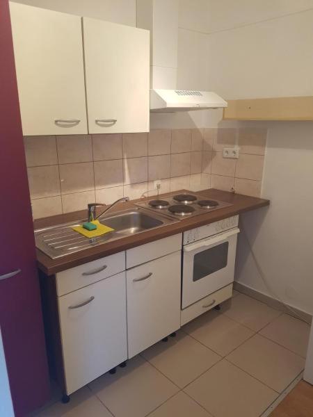 Apartmenthaus beim LKH Graz I Free Parking I Self Check-in - Comfort Dreibettzimmer - 10