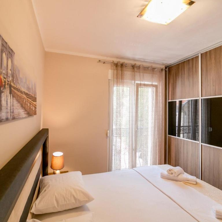 Apartmani Matej - Two-Bedroom Apartment - 15